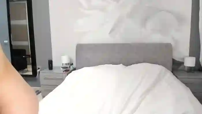 2025/10/18/chaturbate-your_next_exx-18-56-24