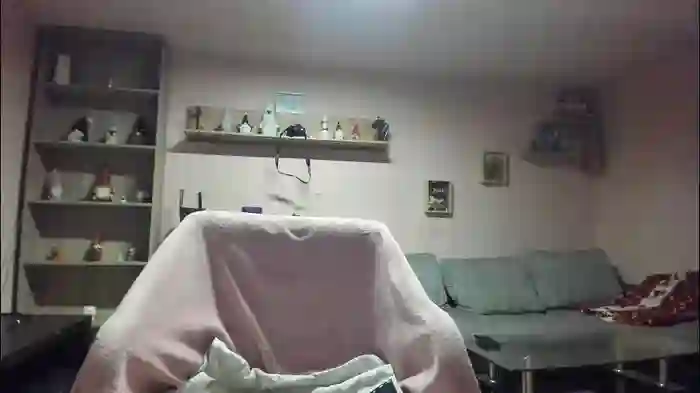 2025/10/19/chaturbate-angelsuitlove-13-50-36