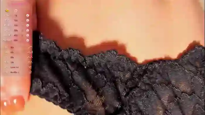 2025/10/19/chaturbate-sweet_and_flirt-14-49-17