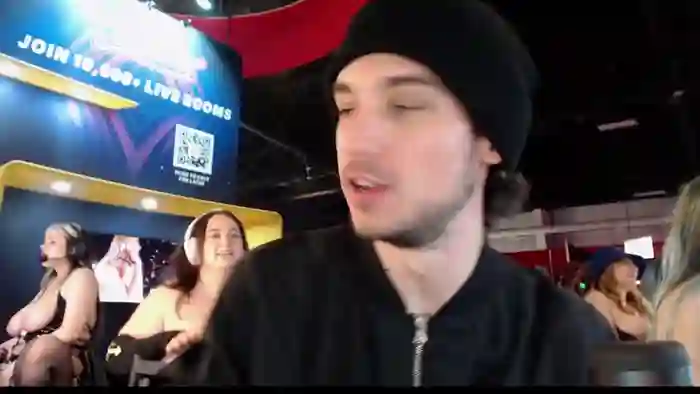 2025/10/19/chaturbate-anthsplace-20-30-57