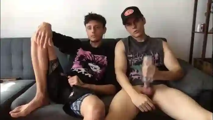 2025/10/19/chaturbate-twinksguys360-19-12-23