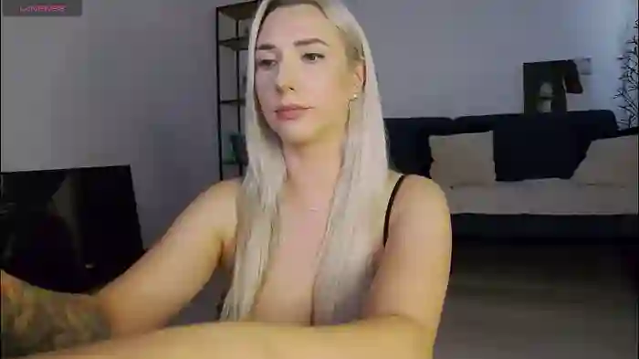 2025/10/20/chaturbate-allayah-14-50-19