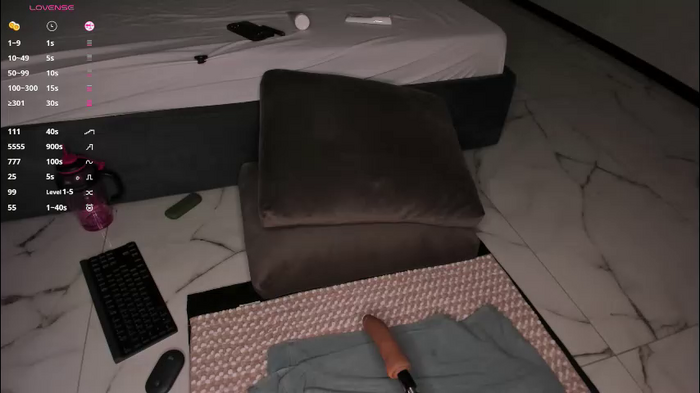 angel_face_devil_mind