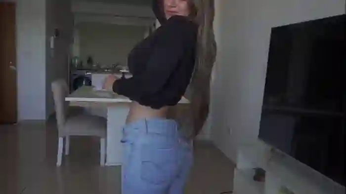 2025/10/20/chaturbate-donnna19-14-55-21