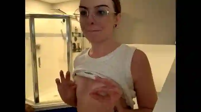 2025/10/20/chaturbate-intothewoodswego-14-45-18