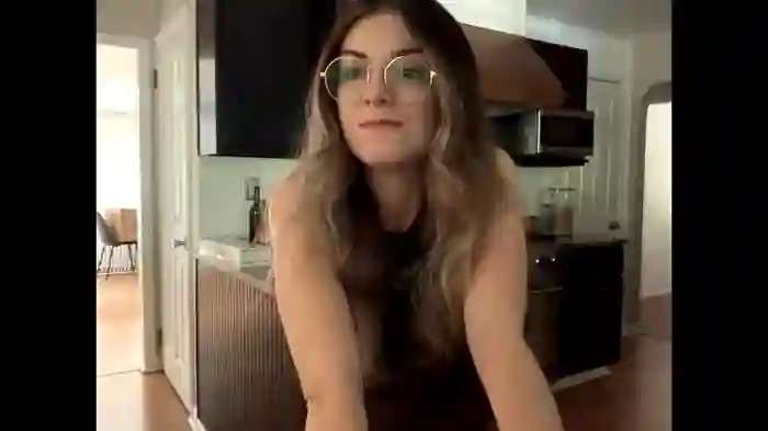 2025/10/20/chaturbate-intothewoodswego-16-17-11