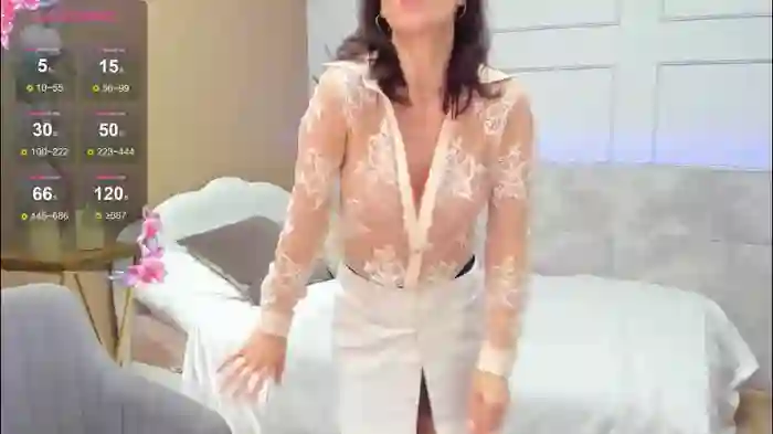 2025/10/20/chaturbate-mariagold-14-19-56
