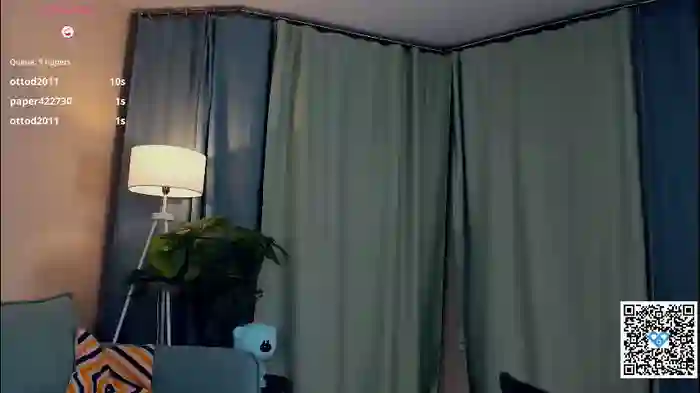 2025/10/20/chaturbate-tessiekhanponaphan-00-50-34