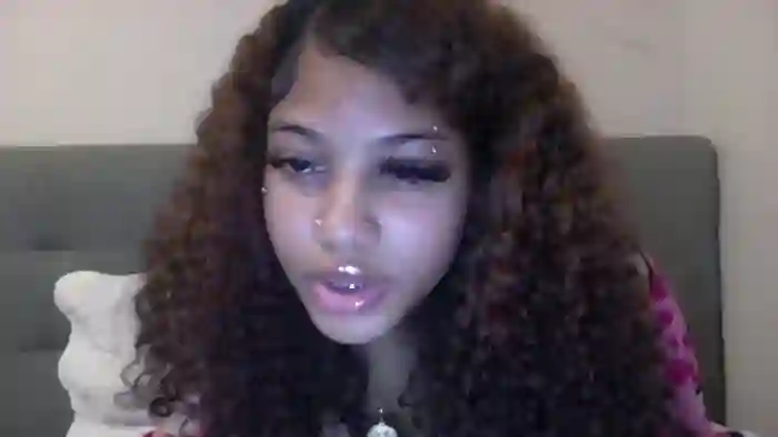 2025/10/21/chaturbate-bunnybarbi3-05-14-57