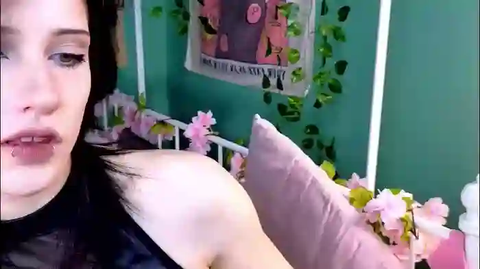 2025/10/21/chaturbate-dark_vamp_-17-26-45