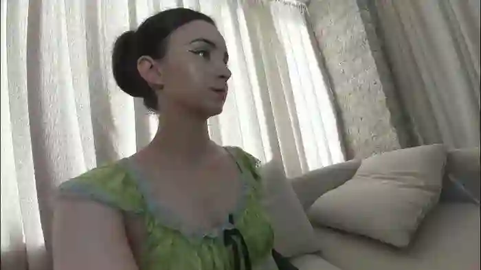 2025/10/21/chaturbate-ehotlovea-07-53-42