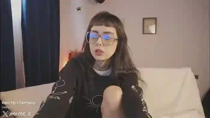 2025/10/21/chaturbate-janne_maybe-15-31-33