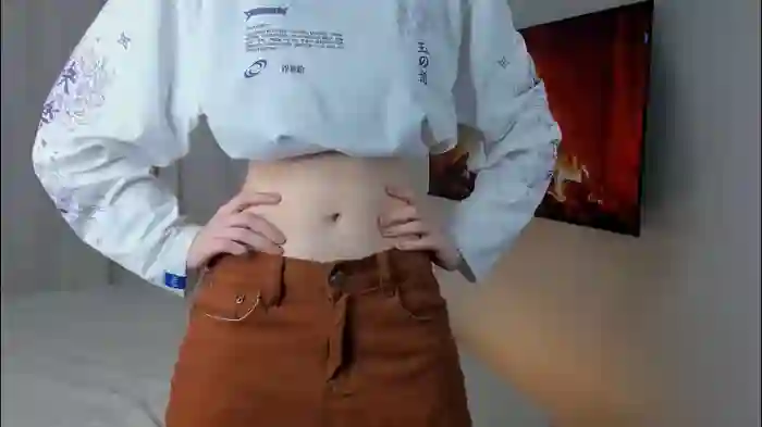 2025/10/21/chaturbate-katinatonge-11-11-03