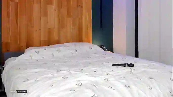 2025/10/21/chaturbate-soft_katy-01-23-31