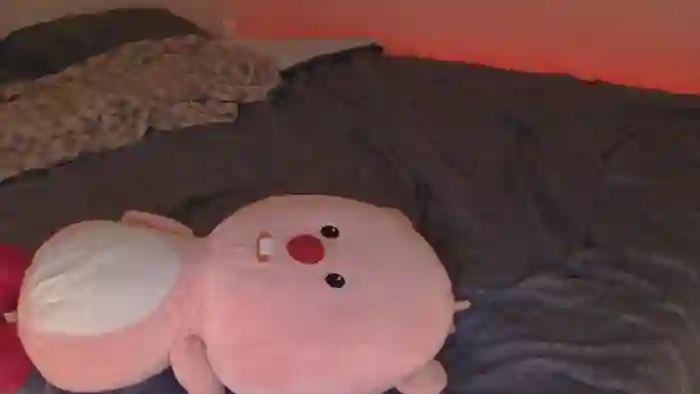 2025/10/21/chaturbate-vivianwinters-01-55-41