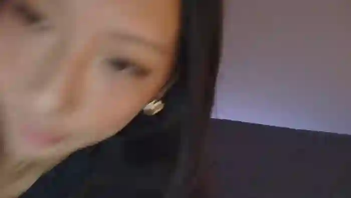 2025/10/21/chaturbate-vivianwinters-23-21-35