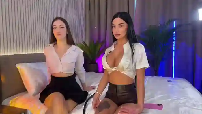 2025/10/22/chaturbate-luis7777hui-12-33-07