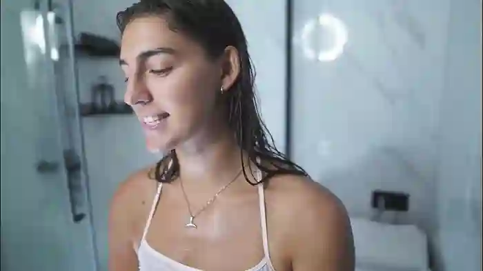 2025/10/22/chaturbate-lynn_jackson-10-20-58