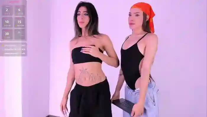 2025/10/22/chaturbate-angela_bonetti-08-33-42