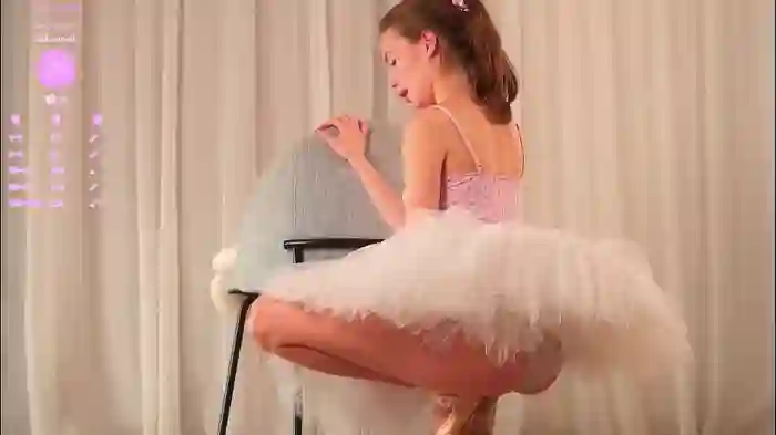 2025/10/23/chaturbate-shanelfun-06-25-21