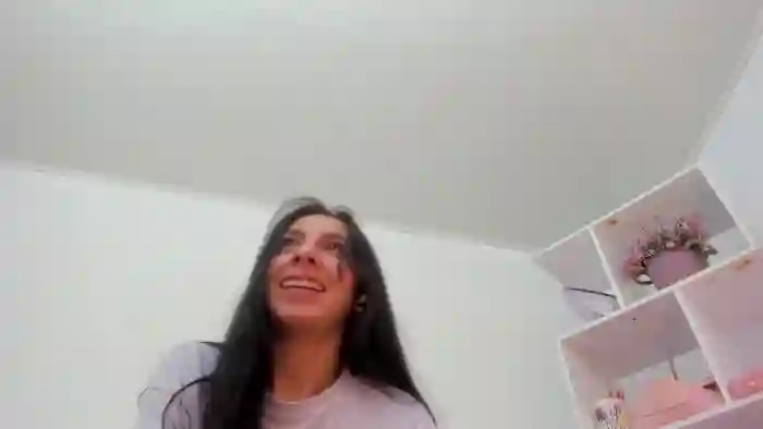2025/10/24/chaturbate-nezo_-03-20-02