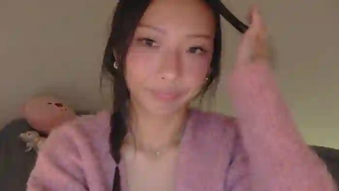 2025/10/24/chaturbate-vivianwinters-05-06-27