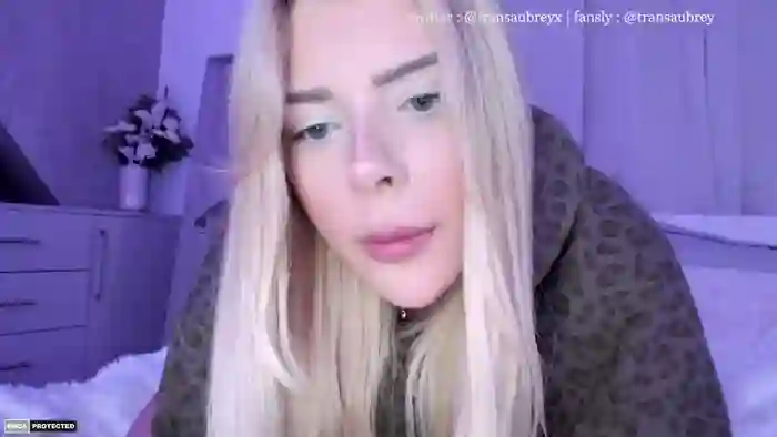 2025/10/24/chaturbate-transaubrey-20-40-39