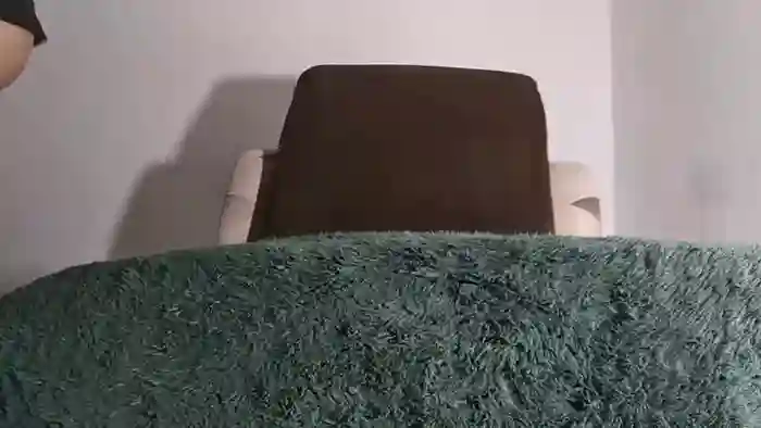 2025/10/25/chaturbate-alotofcream-07-08-33