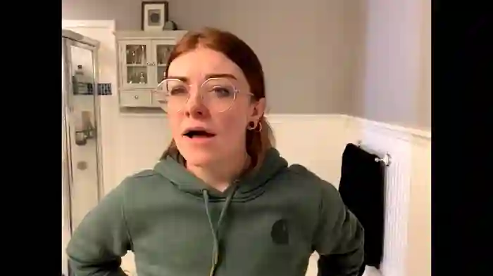 2025/10/26/chaturbate-intothewoodswego-14-56-29