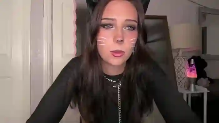 2025/10/26/chaturbate-kittypurr79-06-22-50