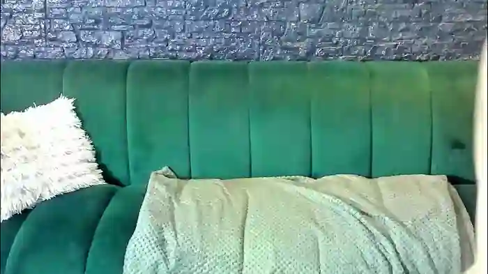 2025/10/26/chaturbate-megaboobsdee-12-23-17