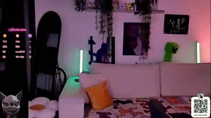 2025/10/27/chaturbate-_lollyshy_-12-19-41