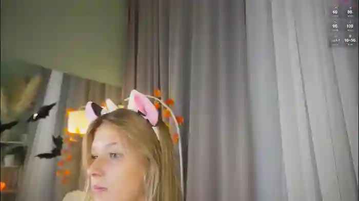 2025/10/27/chaturbate-katie_dierse-14-06-48