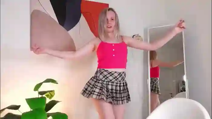 2025/10/27/chaturbate-tinasiner-17-42-47