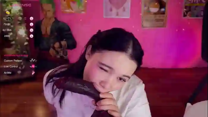 2025/10/28/chaturbate-chery_lady22-10-10-51