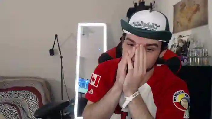 2025/10/28/chaturbate-anthsplace-04-31-35