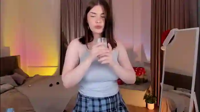 2026/01/01/chaturbate-amourdemavie_-13-20-24