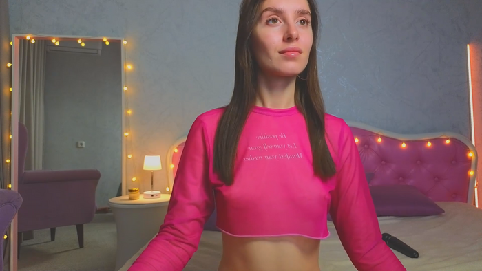 Ariana_Petite
