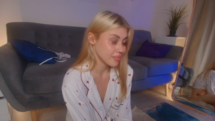 Kira_Moon