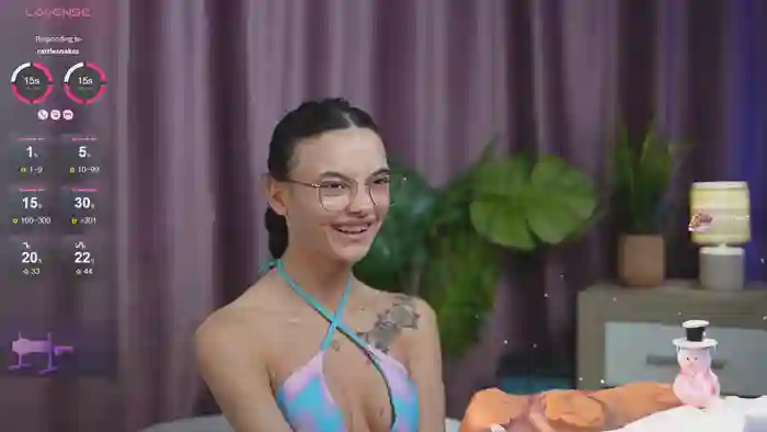 2025/08/21/dreamcam-rachelrave-22-18-34