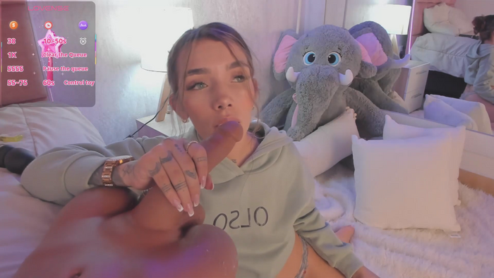 Mollymoonn