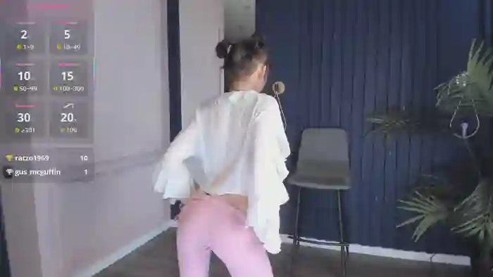 2025/09/06/dreamcam-chloe_dreammm-06-20-01