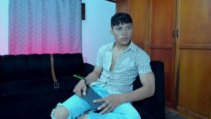 lucas-luxx