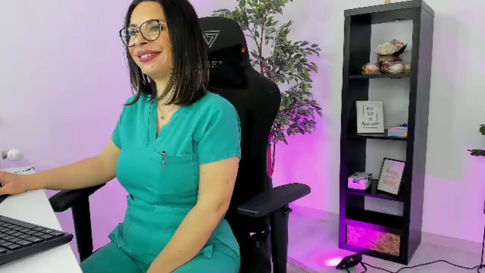 larissa-simson