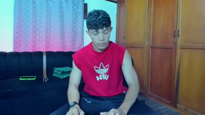 lucas-luxx