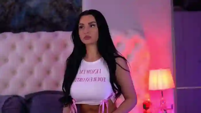 2025/04/26/flirt4free-isabelle-hunt-08-37-49