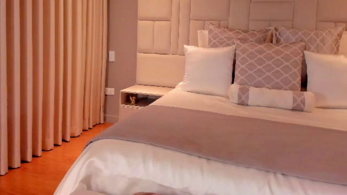 megan-hilton