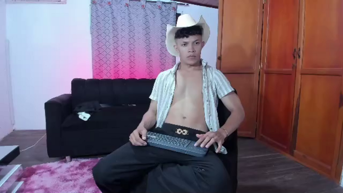 lucas-luxx