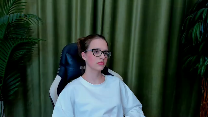 leila-buff