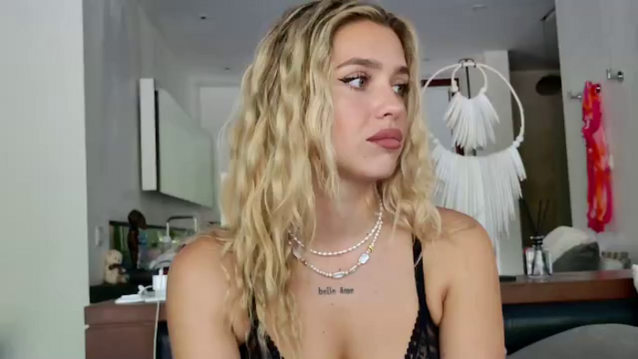 maci-reynolds